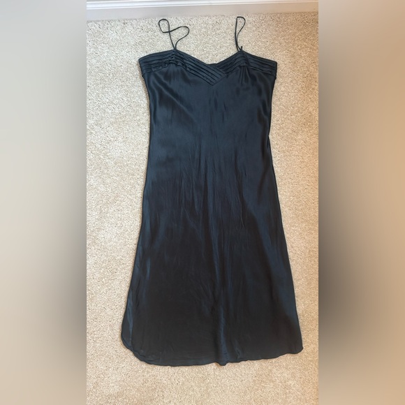 Vintage Victoria’s Secret Gold Label 100% Silk Slip Nightgown, size M - Picture 3 of 6